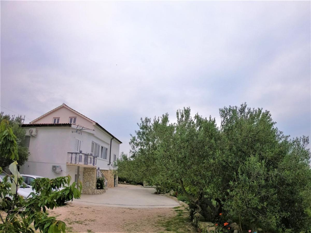 Apartman Tina Ražanac 외부 사진