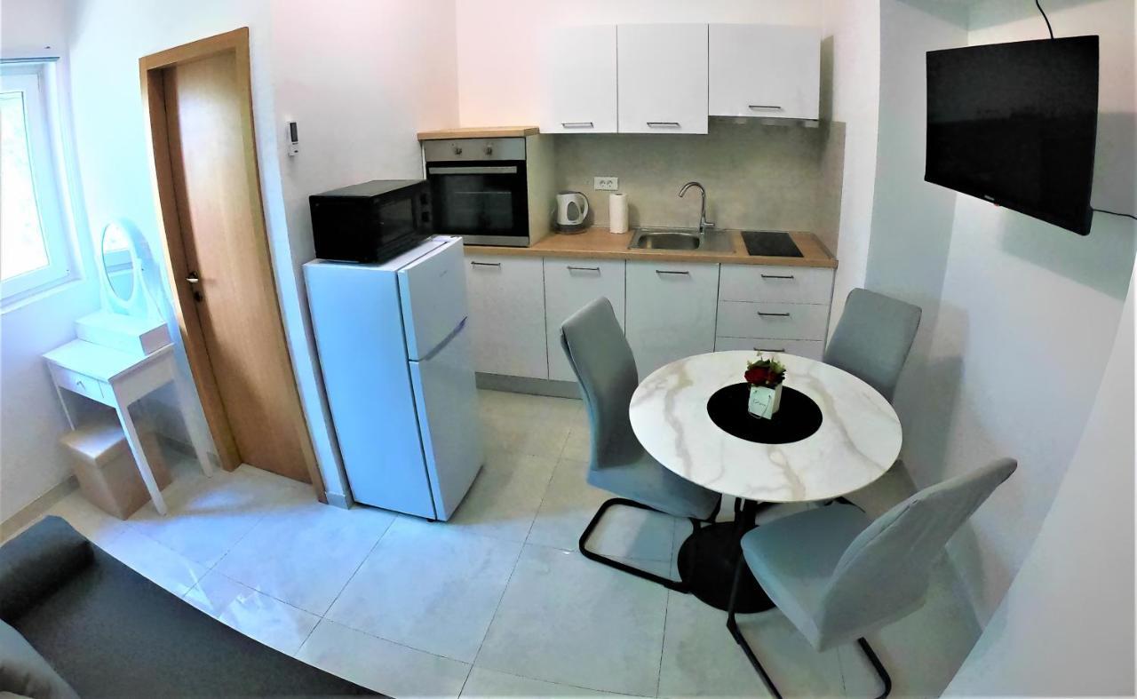 Apartman Tina Ražanac 외부 사진